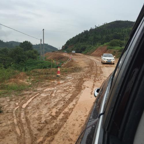 于都县农村公路建设工程项目生产调度会
